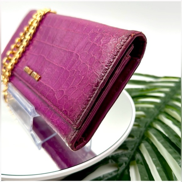 Miu Miu Croc Embossed Wallet - Picture 2 of 6